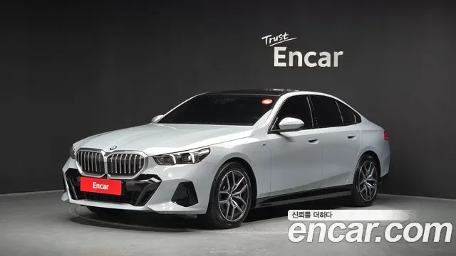 BMW 5 (G60) 520i M