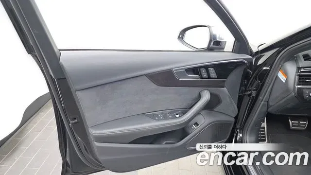 Audi S4 3.0 TFSI, миниатюра 12