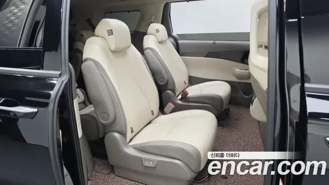 Kia Carnival HEV 9 мест Gravity, миниатюра 2