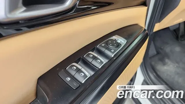 Kia Carnival дизель 9 мест Prestige, миниатюра 8