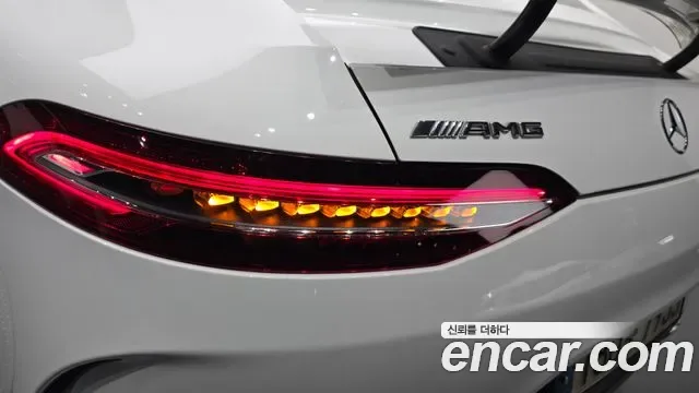 Mercedes-Benz AMG GT 4 43 4MATIC+, миниатюра 4