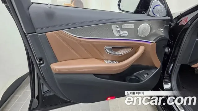 Mercedes-Benz E-Class E53 AMG 4MATIC+, миниатюра 25