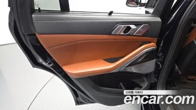 BMW X6 M50i, миниатюра 3