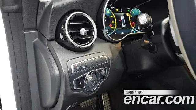 Mercedes-Benz C-Class C200, миниатюра 12