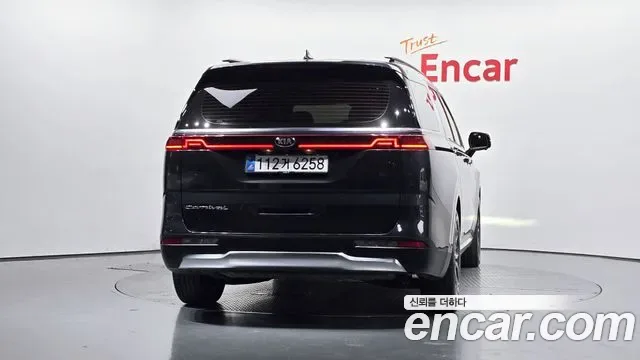 Kia Carnival дизель 9 мест, миниатюра 26