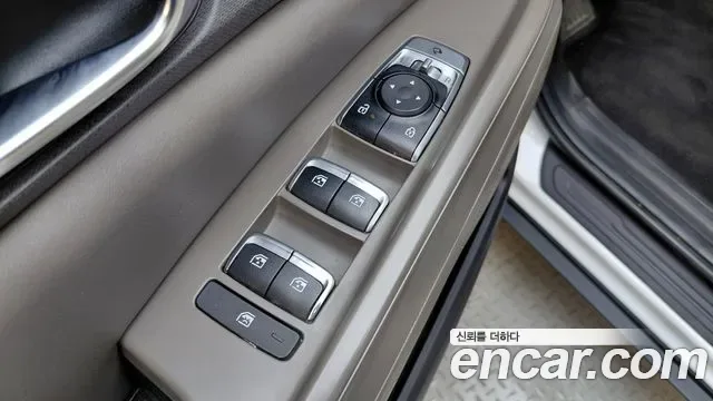 Kia Carnival дизель 9 мест, миниатюра 5