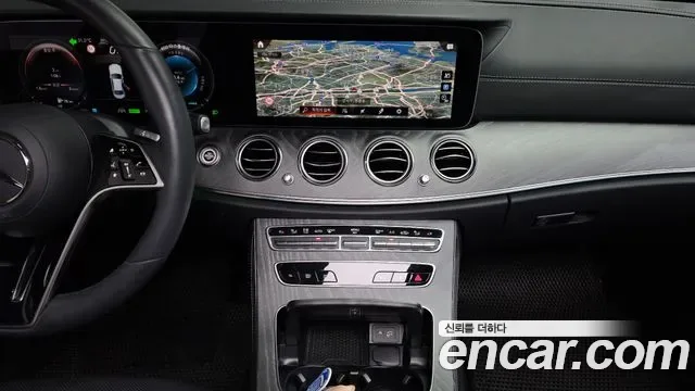 Mercedes-Benz E-Class E350 4MATIC, миниатюра 15