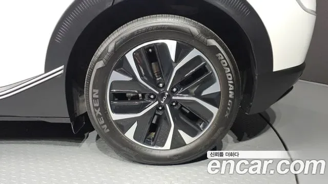 Kia EV6, миниатюра 13