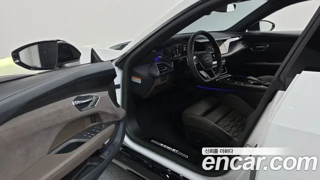 Audi e- GT Premium, миниатюра 16