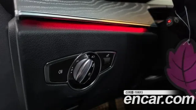 Mercedes-Benz E-Class E450 4MATIC, миниатюра 24