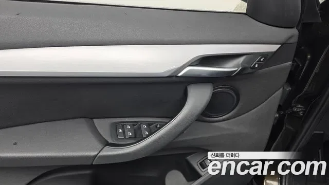 BMW X1 xDrive 20i, миниатюра 11