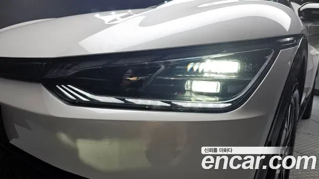 Kia EV6, миниатюра 15