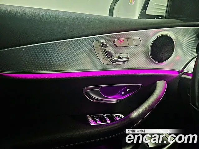 Mercedes-Benz E-Class E250, миниатюра 14