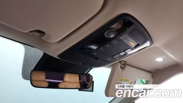 Kia Carnival дизель 7 мест, миниатюра 21