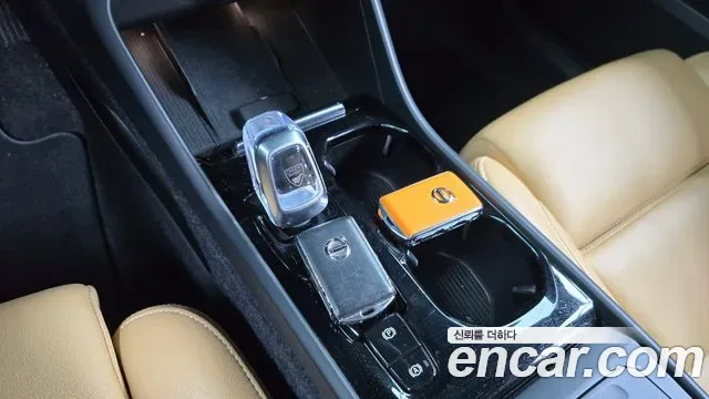 Volvo XC40 B4, миниатюра 12