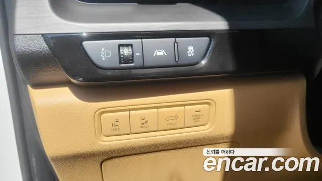 Kia Carnival бензин 7 мест Signature, миниатюра 18