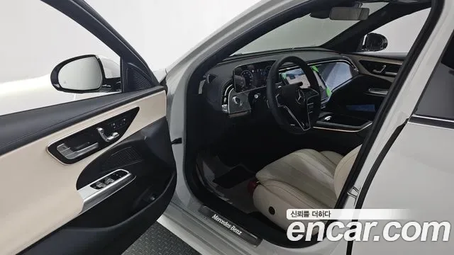 Mercedes-Benz E-Class E200, миниатюра 2