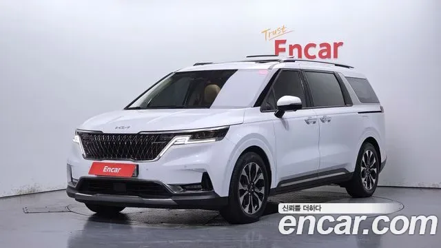 Kia Carnival бензин 9 мест Signature