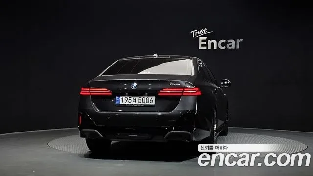 BMW 5 (G60) 520i M, миниатюра 3
