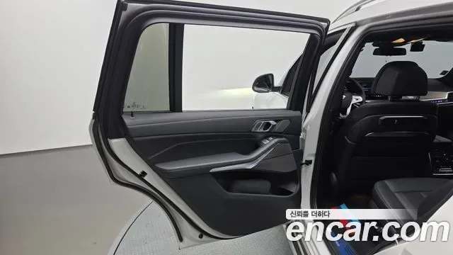 BMW X7 xDrive 40i 6 мест, миниатюра 23