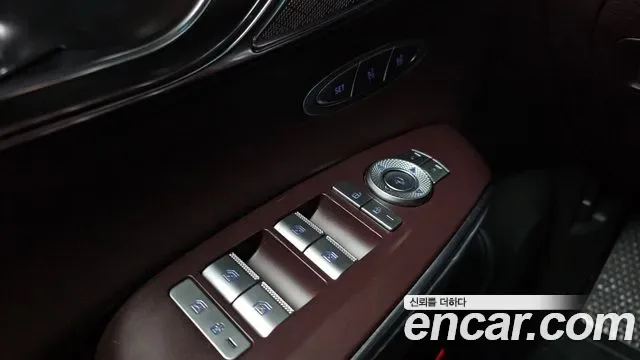 Genesis GV70 2.5T бензин AWD ( ), миниатюра 14
