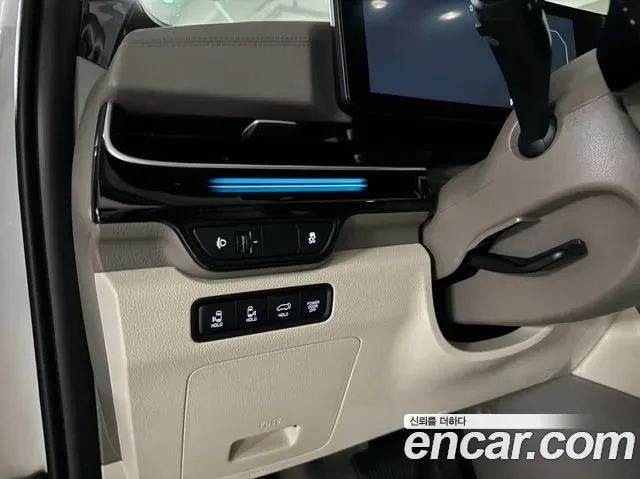 Kia Carnival HEV 9 мест Signature, миниатюра 3