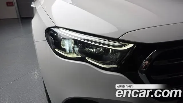 Mercedes-Benz E-Class E300 4MATIC, миниатюра 5