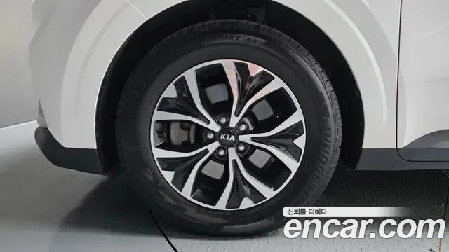Kia Carnival дизель 9 мест Prestige, миниатюра 9