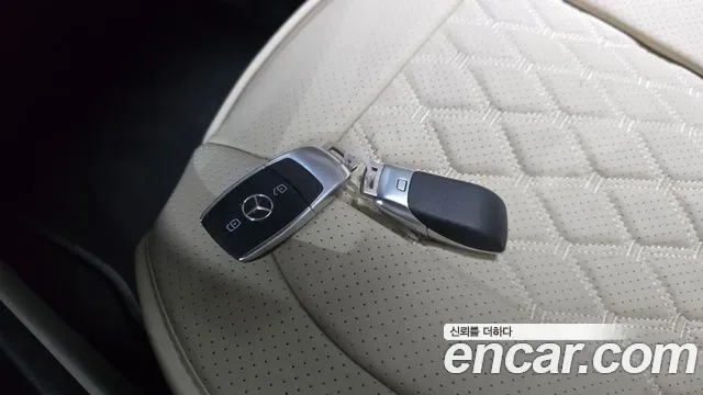 Mercedes-Benz A-Class A220, миниатюра 12