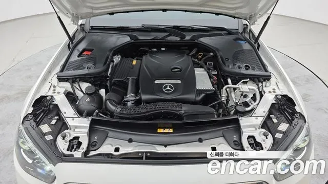 Mercedes-Benz E-Class E250, миниатюра 17