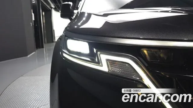 Kia Carnival дизель 11 мест, миниатюра 7