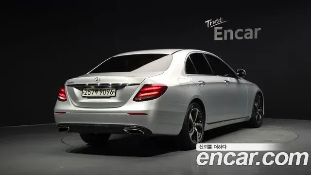 Mercedes-Benz E-Class E250, миниатюра 15