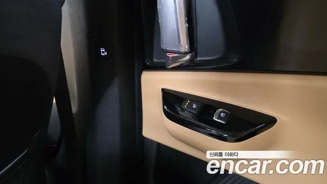 Kia Carnival бензин 9 мест, миниатюра 3