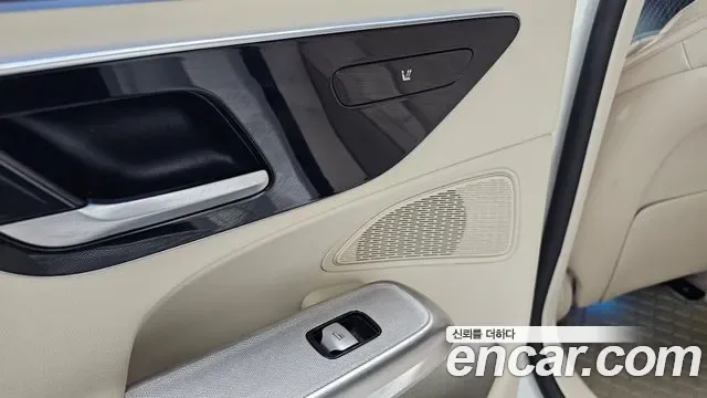 Mercedes-Benz E-Class E220d 4MATIC, миниатюра 16