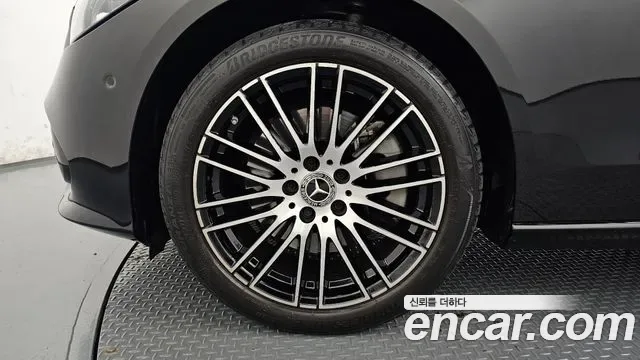 Mercedes-Benz C-Class C200, миниатюра 4