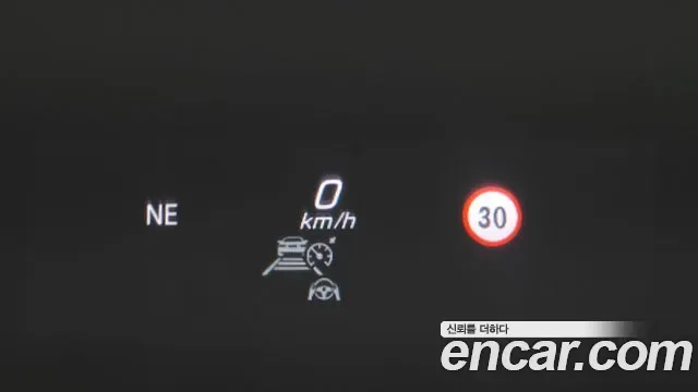 Mercedes-Benz E-Class E450 4MATIC, миниатюра 9