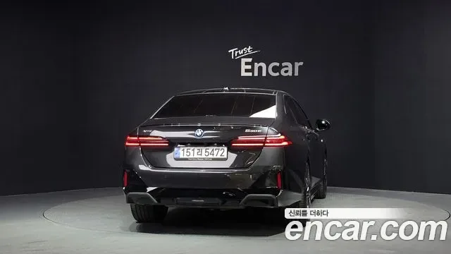 BMW 5 (G60) 530e xDrive M, миниатюра 26