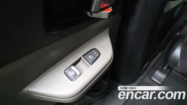 Kia Carnival дизель 9 мест Prestige, миниатюра 11