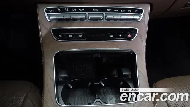 Mercedes-Benz E-Class E250, миниатюра 3