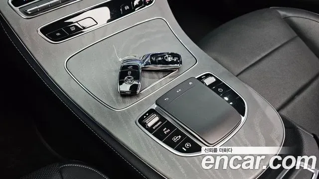 Mercedes-Benz E-Class E350 4MATIC AMG Line, миниатюра 8