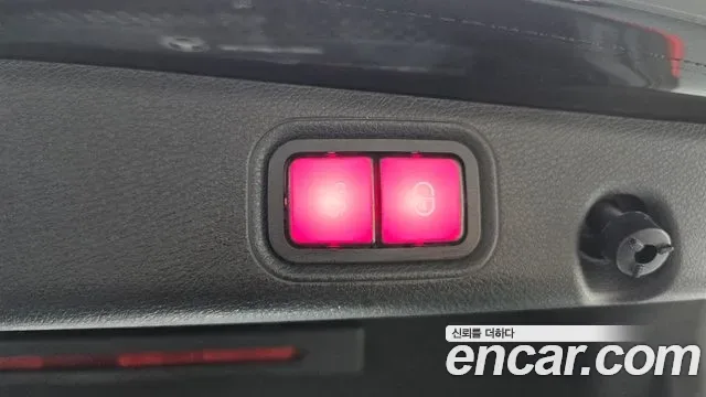 Mercedes-Benz E-Class E300 4MATIC AMG Line, миниатюра 17