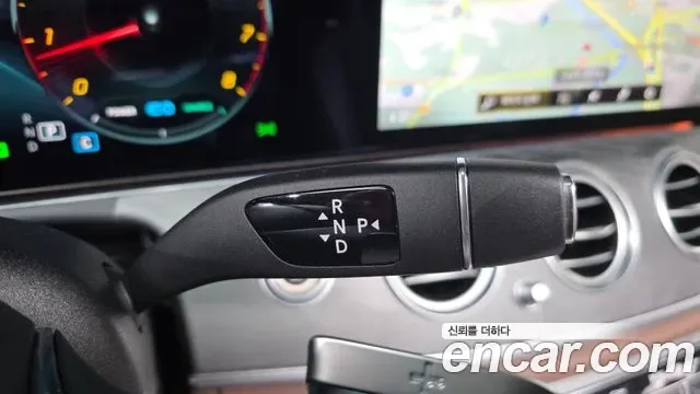 Mercedes-Benz E-Class E350 4MATIC, миниатюра 20