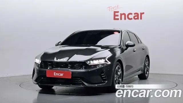 Kia K5 гибрид III Signature
