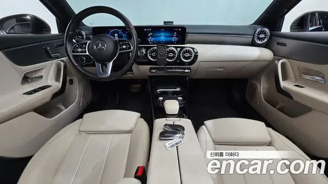 Mercedes-Benz A-Class A220, миниатюра 5