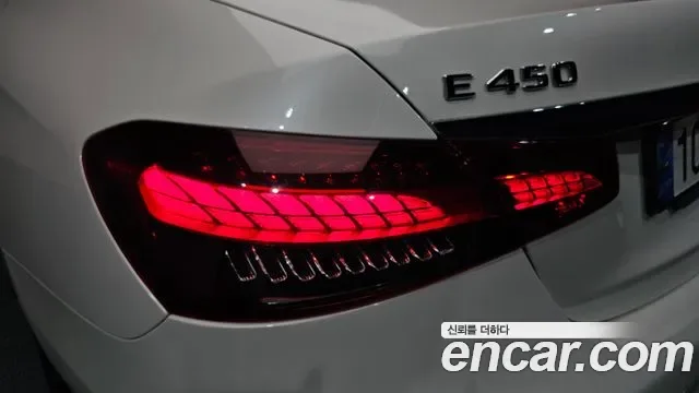 Mercedes-Benz E-Class E450 4MATIC, миниатюра 24