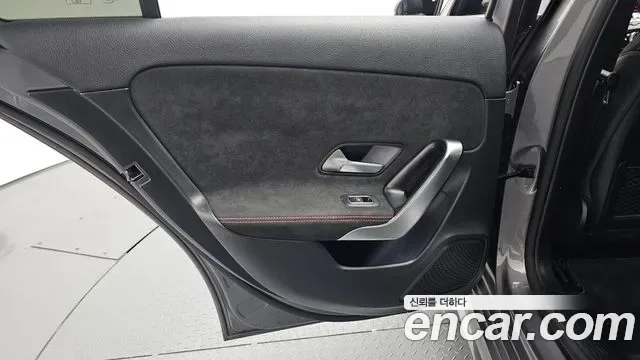 Mercedes-Benz A-Class A250 4MATIC, миниатюра 25