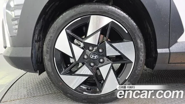 Hyundai Kona бензин 2.0 2WD Inspiration, миниатюра 5