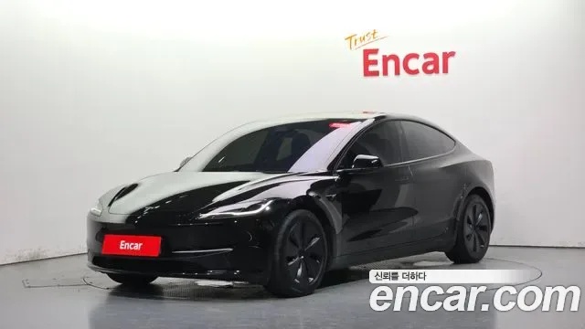 Tesla 3 AWD