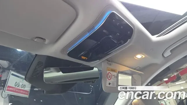 Mercedes-Benz E-Class E200, миниатюра 21