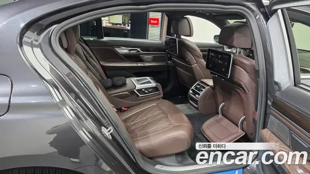 BMW 7 (G11) 740Li xDrive, миниатюра 18